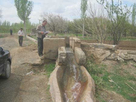 Hydrofluom irrigation network design of aquifers in Nokharaghan